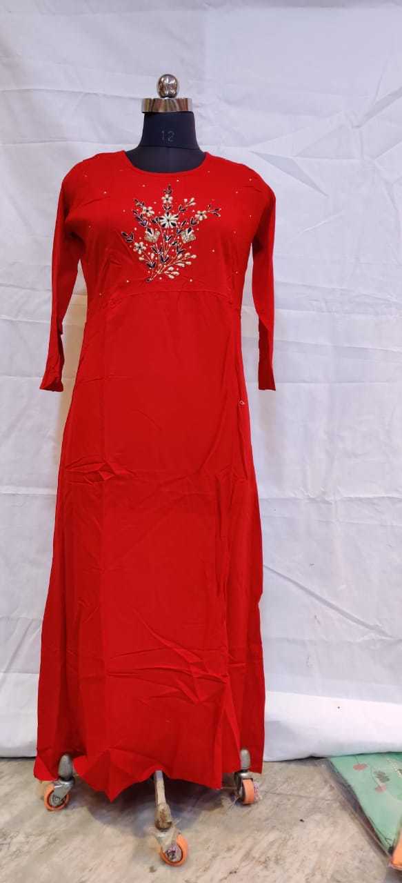 Rayon Hand Work Kurti - Length: 52 Inches, Size: Xl, S, M, L, Xxl, Xxxl, Xs | Color: Red, Sleeve Style: 3-4th, Pattern: Plain, Feature: Quick Dry, Season: Summer, Style: Modern