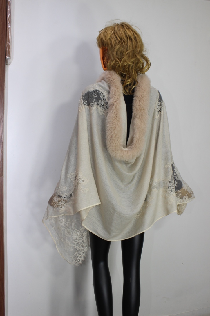 All Color Cashmere One Side Fur And Lace Border Stole