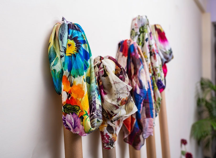 Machine Made Pashmina Printed Stole