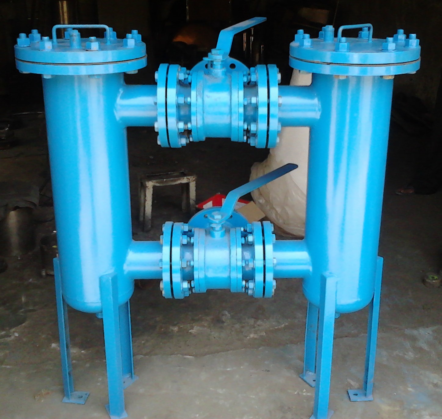 Duplex Cartridge Filter - Color: Grey