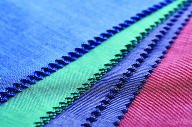 Yarn Dyed Shirting Fabric Length: 1000 Meters/color/design Meter (M)