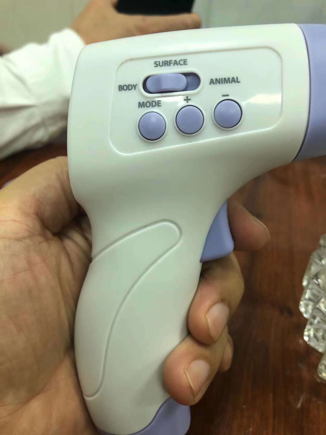 Digital Non Contact Red Refrared Forehead Thermometer Scanner Gun