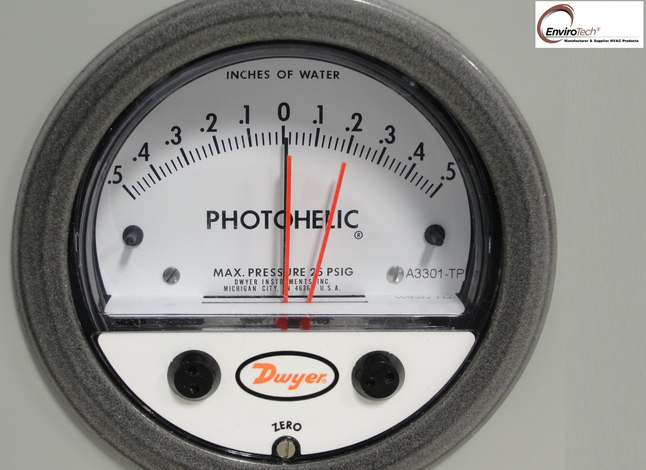 Dwyer A3000-100cm Photohelic Pressure Switch Gauge Range  0-100 Cm W.c.