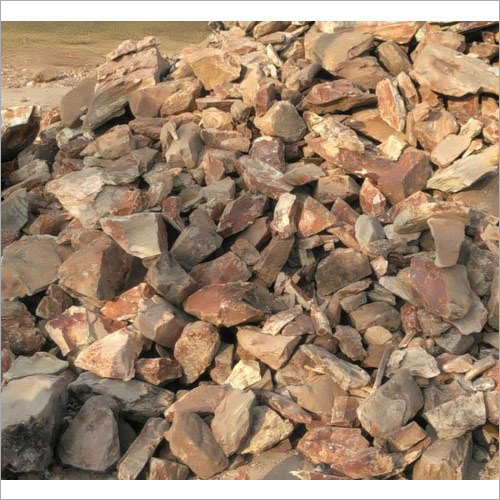 Solid Boiler Raw Bed Material - Aluminium Oxide 15-25%, Silica 50-60%, Density 950-1050 Kg/m3, 1300â°c Melting Point | Industrial Application, Solid Shape