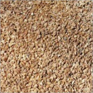 Boiler Bed Powdered Material - Aluminium Oxide 15-25%, Silica 50-60%, Density 50-1050 Kg/m3 | Industrial Application, High Density, Brown Powder