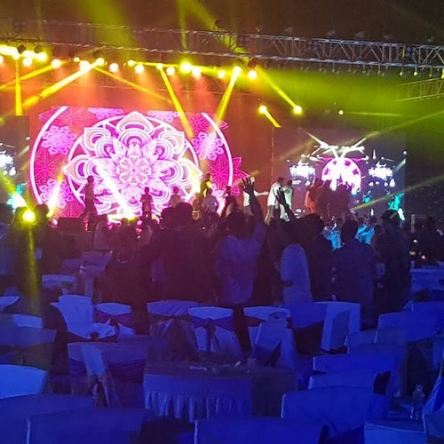 Outdoor Led Video Wall - Aluminum, Customized Size, Full Color, 7000 Cd/mâ² Brightness, 10,000 Pixel Density, Ip67 Protection Level, Anti-corrosive, Easy Installation