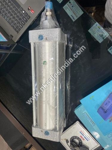 न्यूमेटिक सिलेंडर श्विंग M1 प्लांट