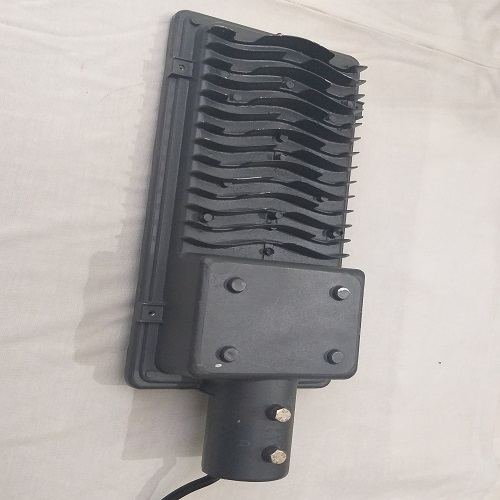 Led Street Light - Aluminum 6 Meter Height Cool White 6000-6500k | 50 Watt 92% Efficiency Ip65 Protection 2-year Warranty