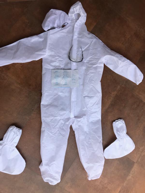 Certified Ppe Kits - 70g/m2 Laminated Fabric, Attached Hood, Knee High Shoe Covers, Ultrasonic Stitch, Velcro Lock Zipper, Gloves & Eye Protection