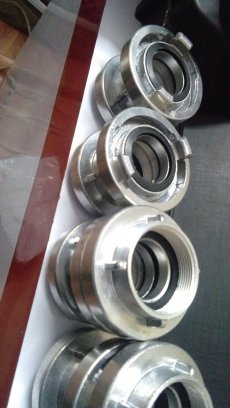Water Coupling - Industrial Grade Silver Water Coupling, High Durability And Efficiency
