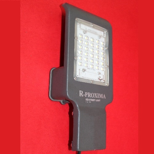 Cool White 30 Watt Street Light