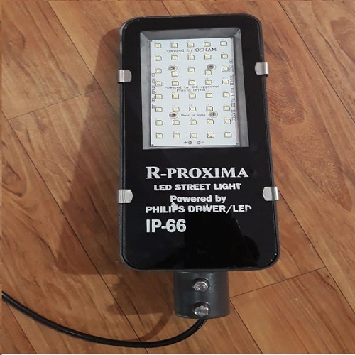 Led Street Light - Aluminum 6m Height Cool White 6000-6500k | Energy Efficient Ip65 Rated 30w Power 2-year Warranty