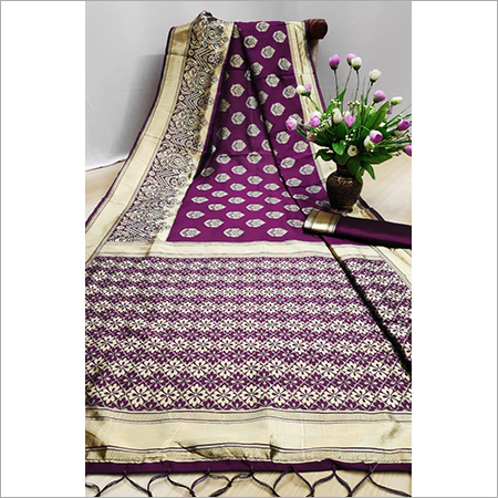 Banarasi Silk - Silk Saree 5.5m, Pink & Gold, Heavy Brocade Zari Pallu, Floral Brocade Patterns