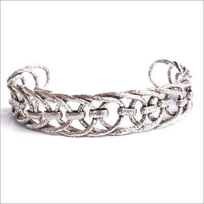 स्टर्लिंग चांदी का कंगन