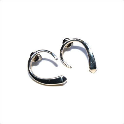 सादा चांदी की बालियां