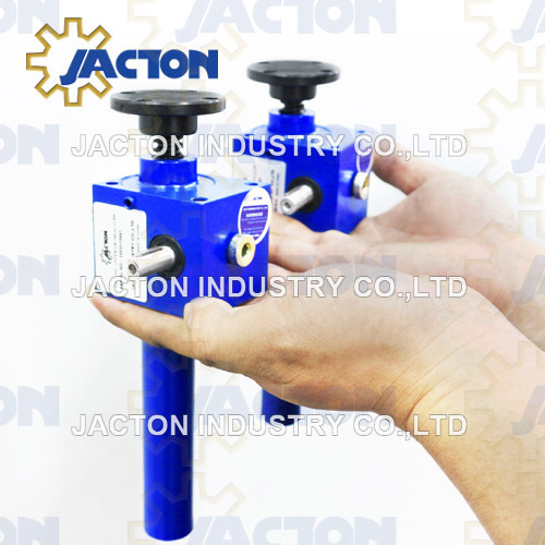 Carbon Steel 500 Lbs. Mini Screw Jack Allows For Extremely Fine Adjustment