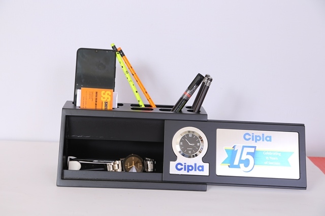 Wooden Desktop - Standard Size Wooden Gift Item | Customizable Designs Available For Bulk Orders, Logo Personalization Options