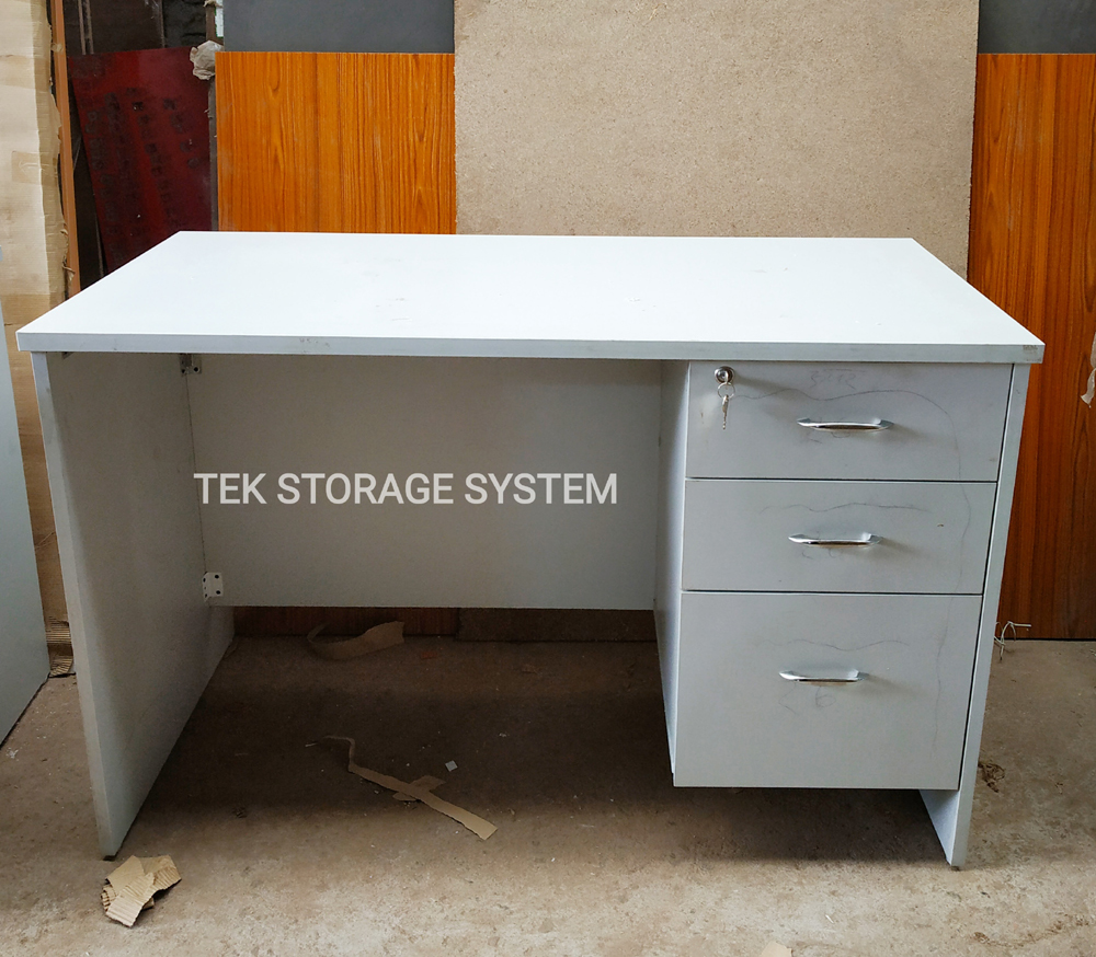 Machine Made Office Table