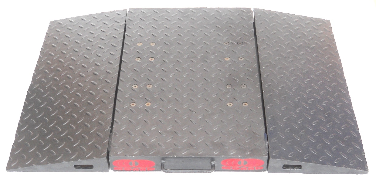 Axle Weigh Pads Accuracy: 0.5 %
