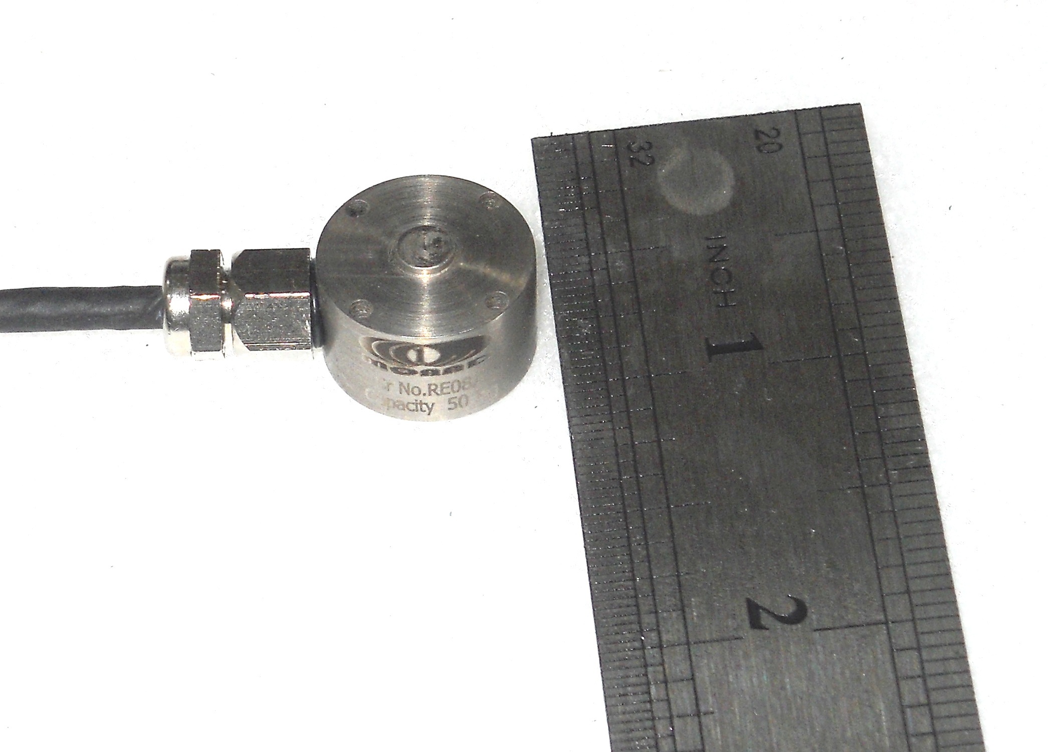 Compression Load Cell Accuracy: 0.01-0.5 %