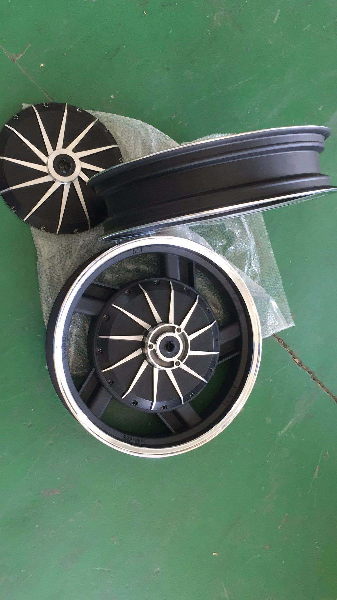 Black Hub Motor