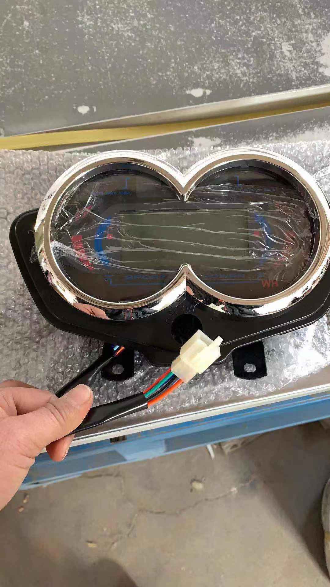 Gray E Rickshaw Meter