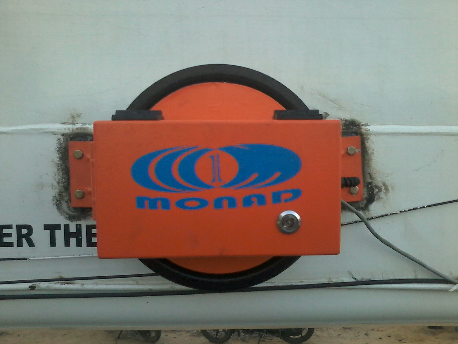 Safe Load Indicator For Cranes - Stainless Steel, 24v Dc Power Supply, 0-500 Ton Test Range | Rugged Design, Continuous Display, Waterproof Connectors