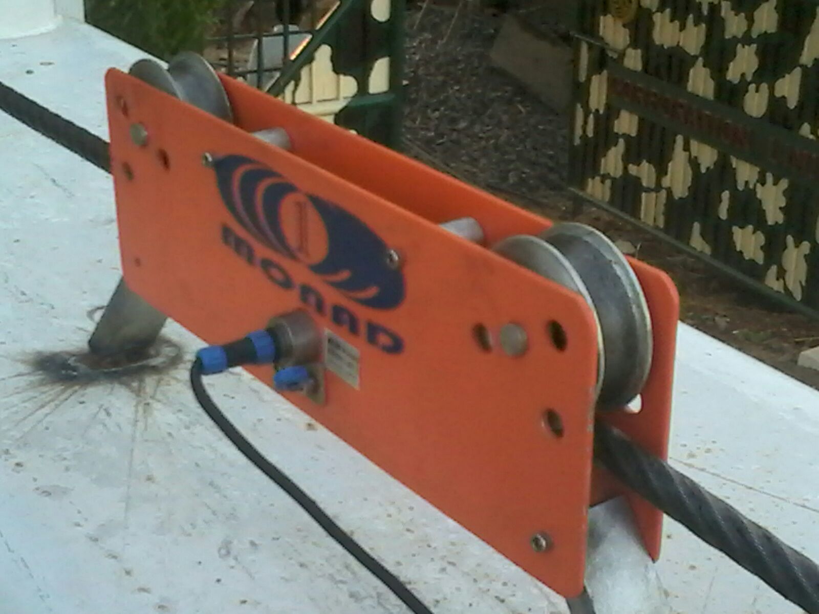 Safe Load Indicator For Cranes - Stainless Steel, 24v Dc Power Supply, 0-500 Ton Test Range | Rugged Design, Continuous Display, Waterproof Connectors