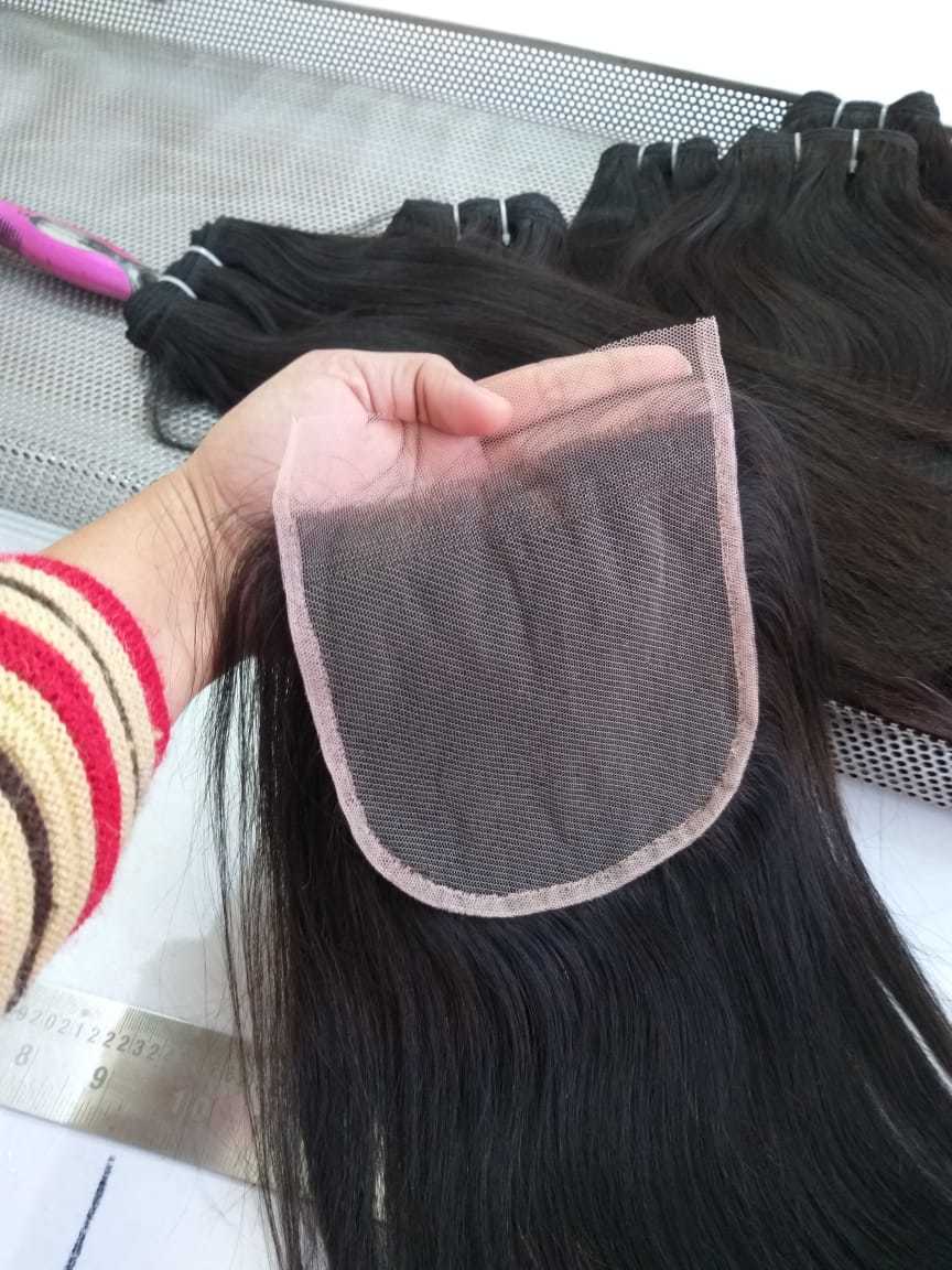 100 % Human Hair Closure Curly 4x4 - Color: Natural Black