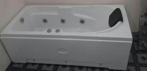 Jacuzzi Bathtub - Acrylic Material, 1500*750 Mm Dimensions, Glossy/satin Finish, White Color, Single Seater For Hydro Massage Therapy And Relaxation