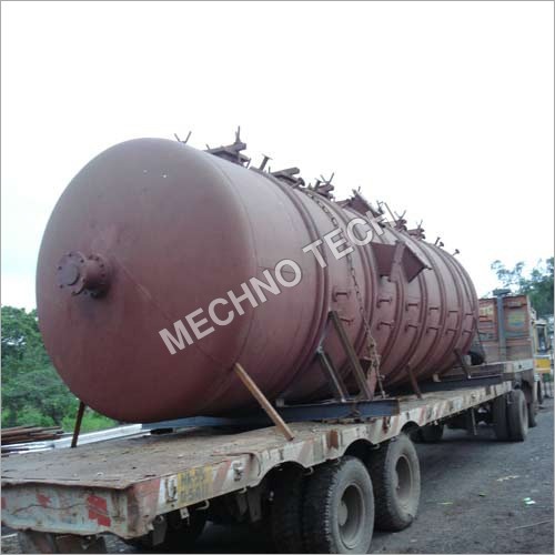 Pressure Vessels - Carbon Steel Construction, High Pressure Resistance, Chemical Compatibility
