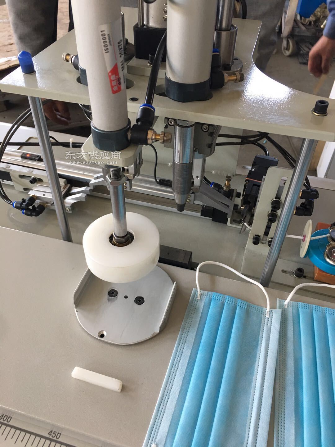 White 3ply Disposable Ear Loop Welding Mask Machine