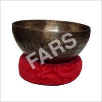 एंटीक ब्लैक सिंगिंग बाउल