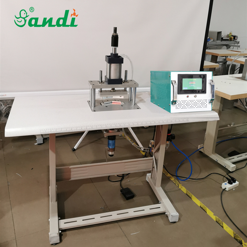 20khz 2000w Ultrasonic Welding Generator And Welding Transducer For Welding Masks Dimension(l*w*h): 380*205*202 Millimeter (Mm)