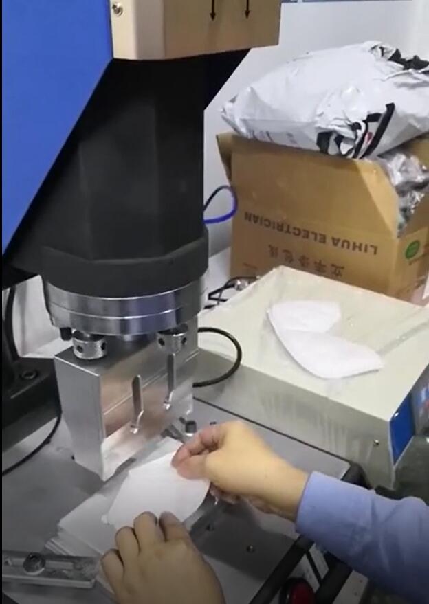 White And Green High Instantaneous Power Mask Spot Welding Ultrasonic Generator 2000w 2500w 3000w