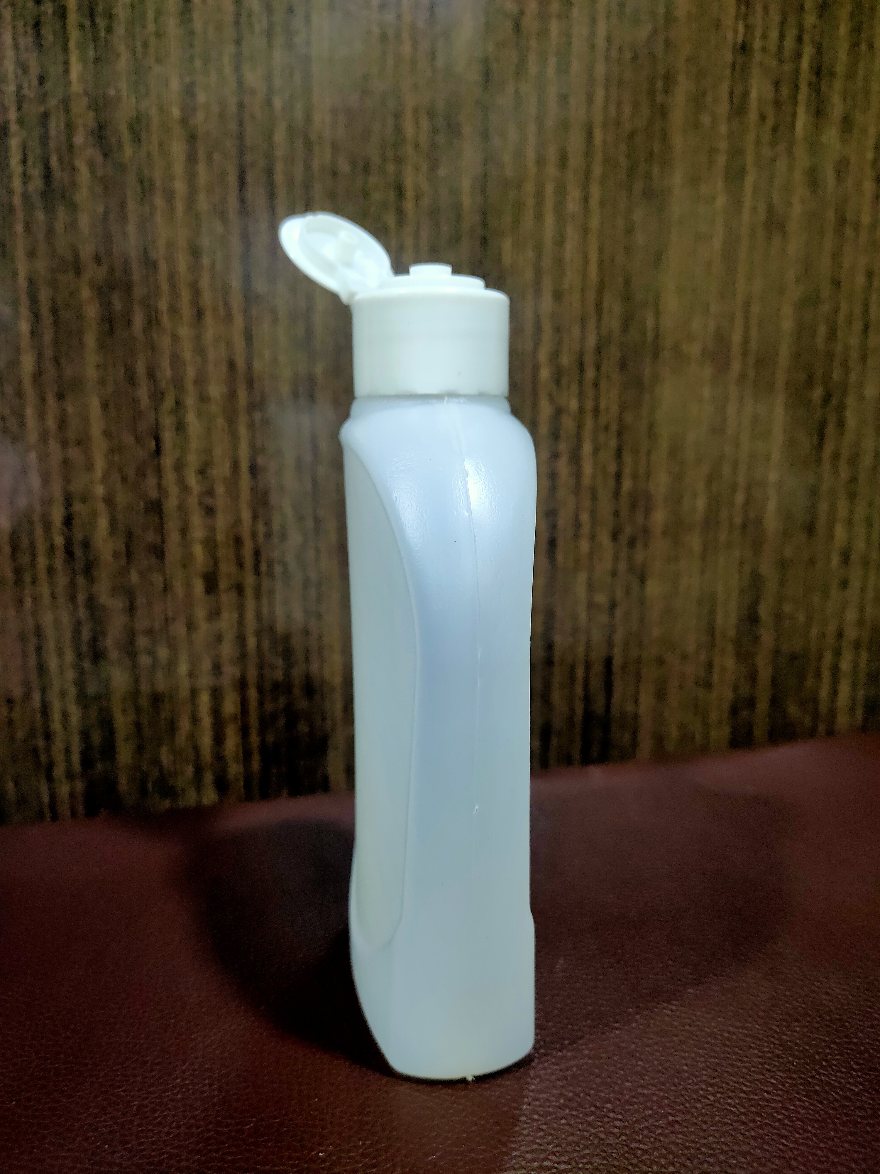 Hand Wash Bottles - 250 Ml Hdpe With Fliptop Cap | Durable Hdpe Material, Lightweight At 40-50 Grams, Easy Dispensing Mechanism