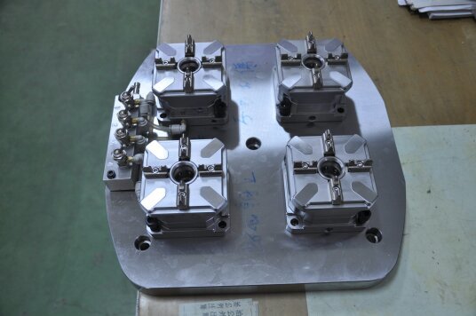 Z-250 Zero Point Chucks Dimension(l*w*h): 410 X 160 X 44 Millimeter (Mm)