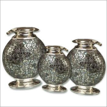 पीतल के हस्तशिल्प