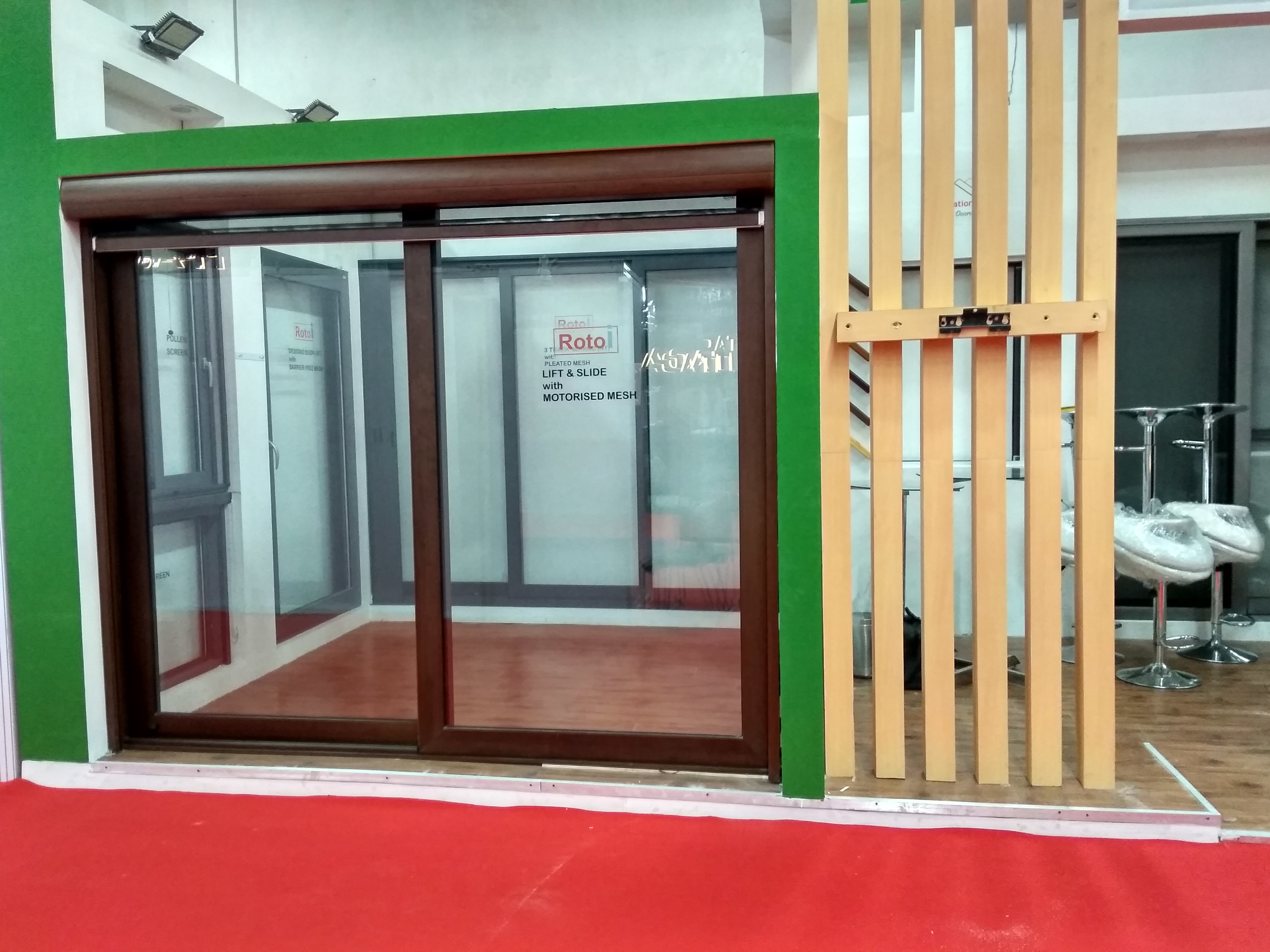 Motorized Insect Screens Mesh Size: 17/14