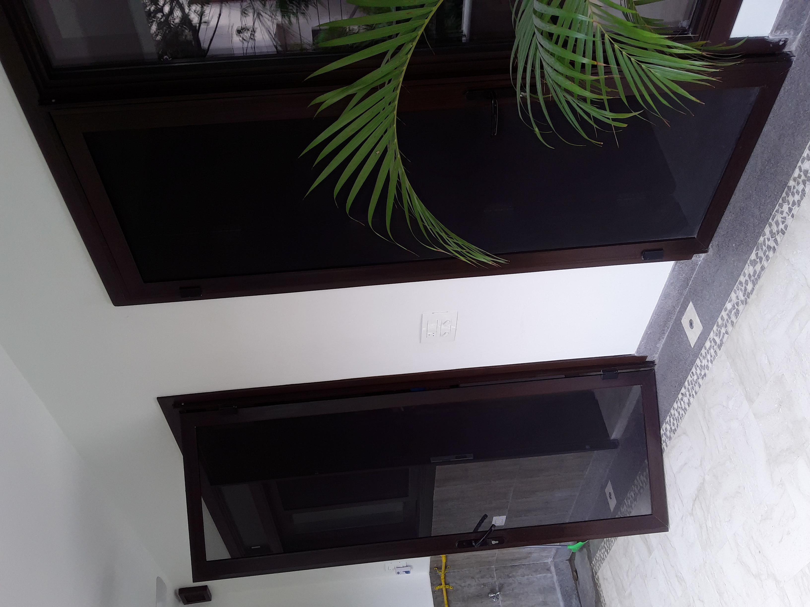 Front Security Door Screens Mesh Size: 18/18