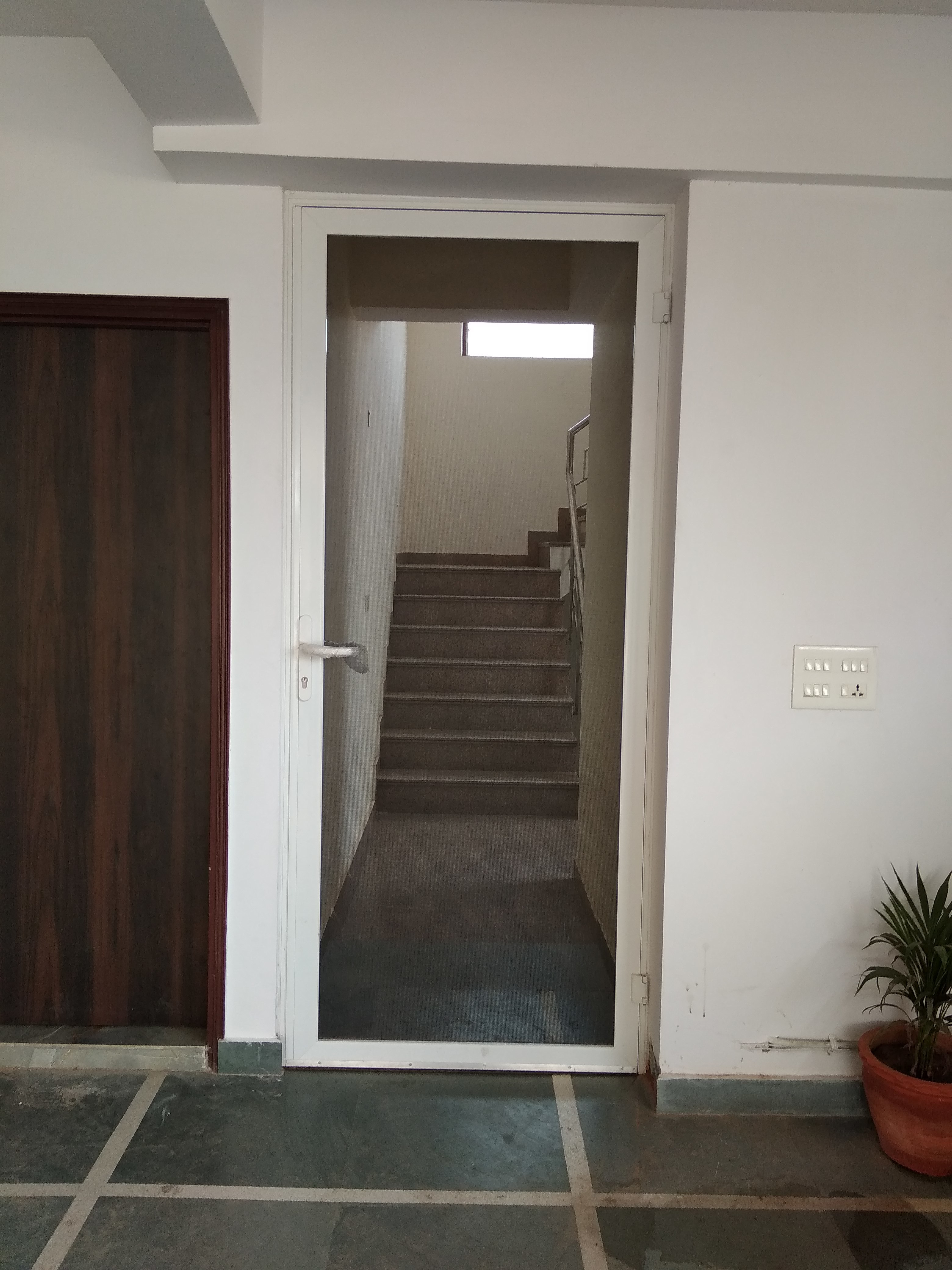 Front Security Door Screens Mesh Size: 18/18