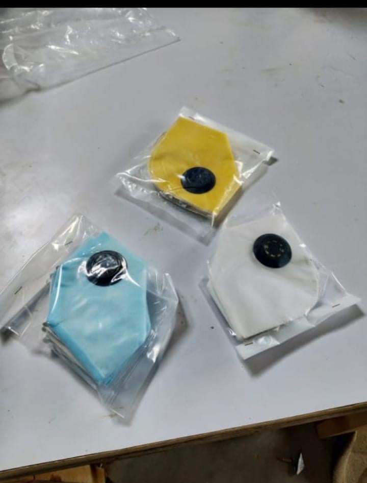 Air Pollution Mask - Non-woven Fabric, One Size, Yellow | Multiple Layers, Activated Carbon Filter, Exhalation Valve