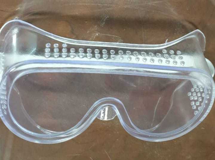 Protective Safety Goggle - Polycarbonate, 150mm X 50mm Clear Lens , Adjustable Strap - Impact-resistant Black Frame, Lightweight Design