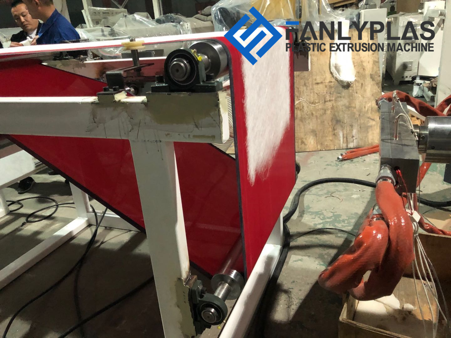 600mm Width Pp Melt Blown Non Woven Fabric Machine - Operating Type: Automatic