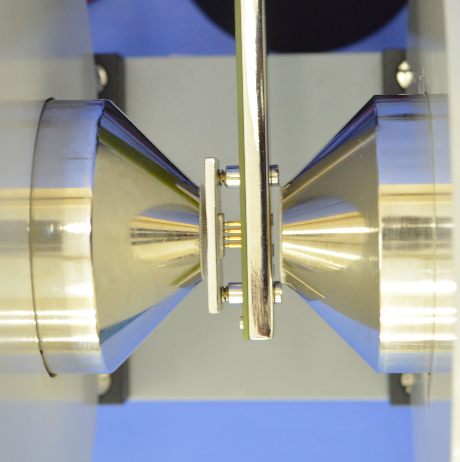 Magnetoresistance Setup (Research Model), Mrx-rmn/ Mrx-rmc Application: Laboratory Use