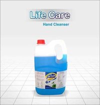 हैंड सैनिटाइज़र आयु समूह: सभी उम्र के लिए उपयुक्त