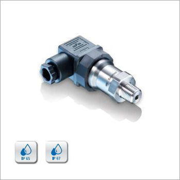 Pressure Transmitter - 0.10V Rated Voltage, Black Color | 1 Year Warranty, Industrial Application
