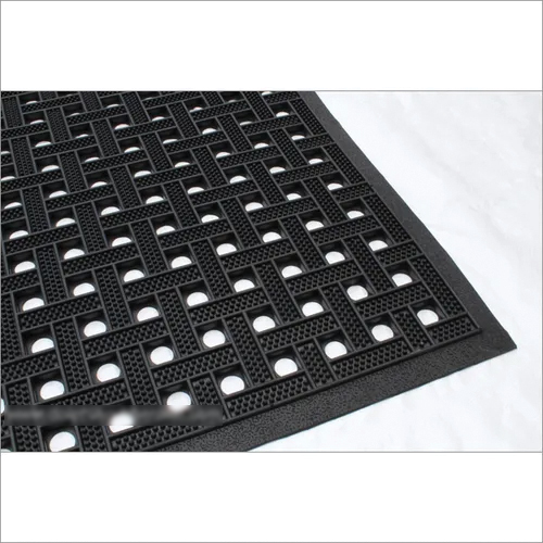 Basket Mat - Color: Black