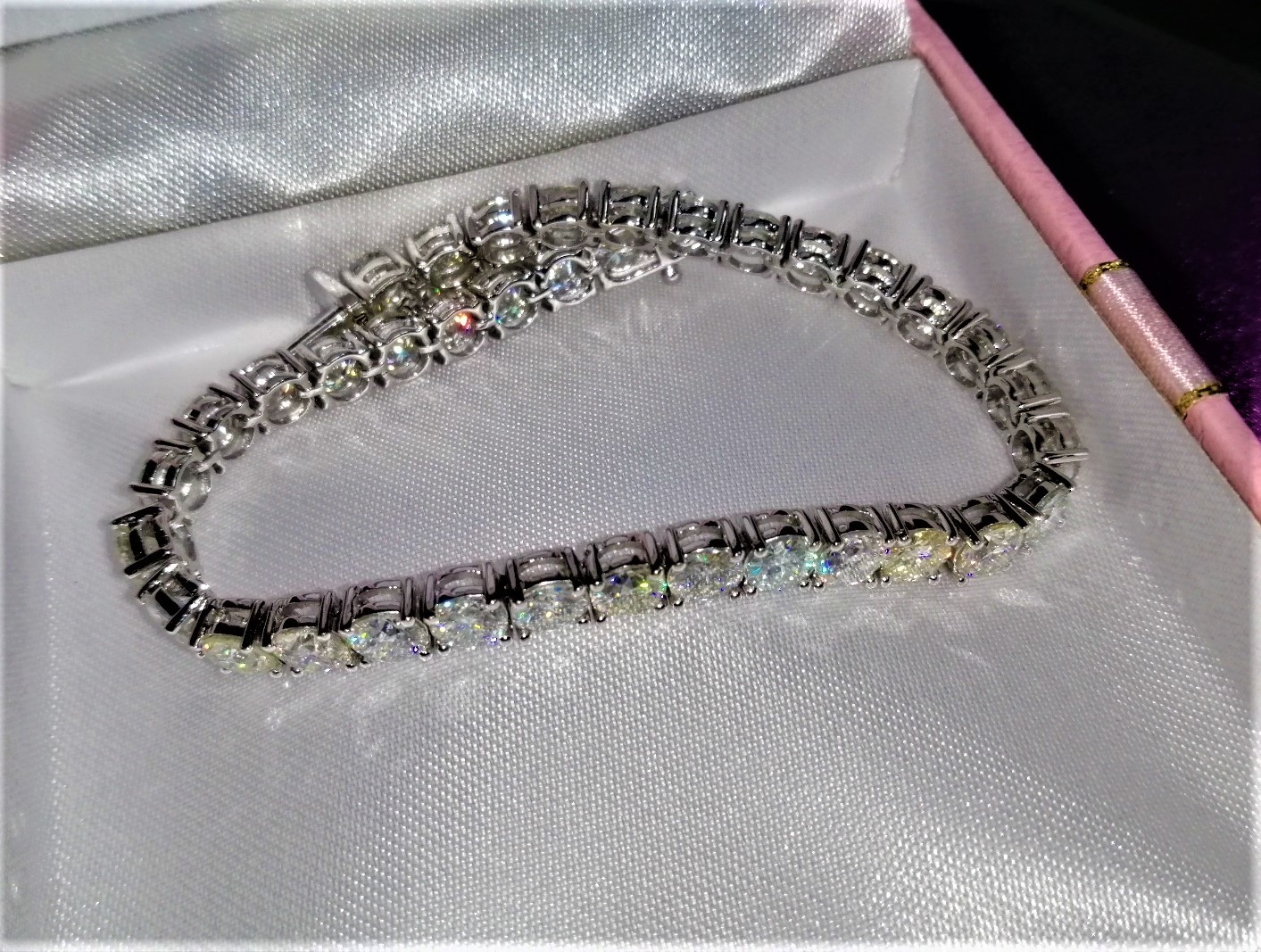 25ctw Round Cut Simulated Diamond 8" 925 Sterling Silver Bracelet