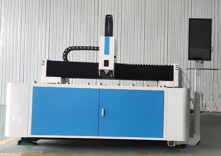 Automatic 3015 Fiber Laser Cutting Machine